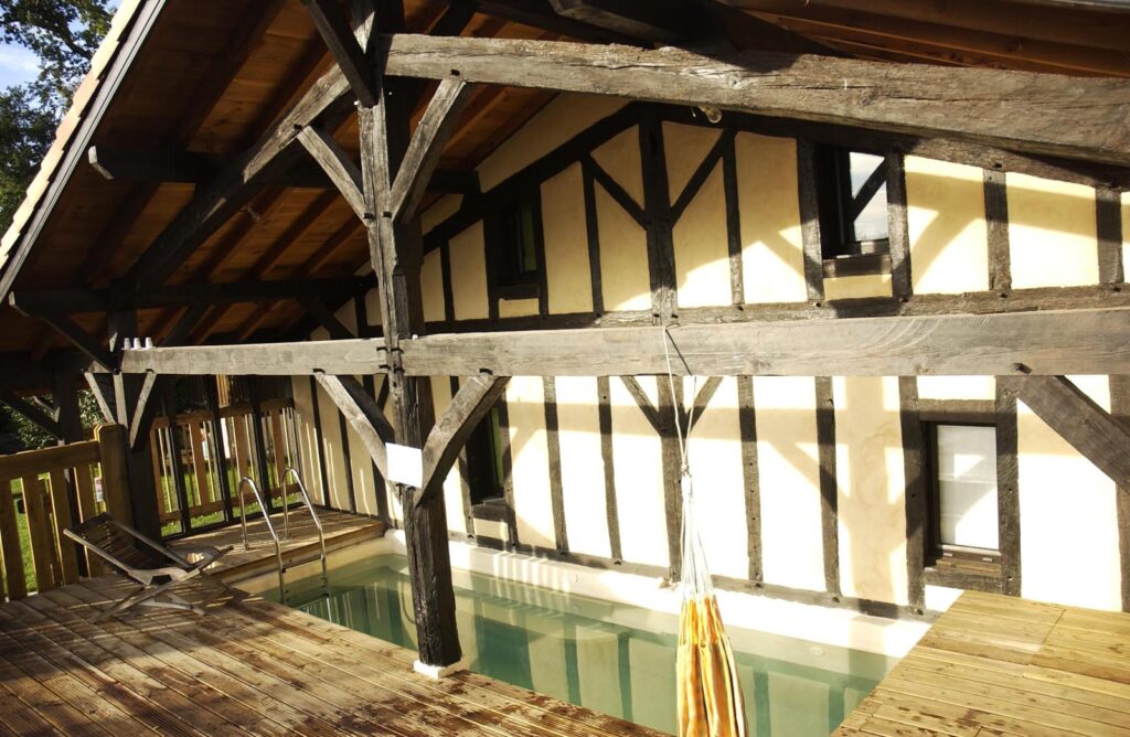 Natural Surf Lodge Seignosse : un surf camp en pleine nature