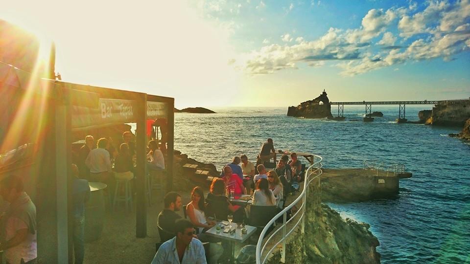 L'Eden Rock café à Biarritz Plage du Port Vieux.