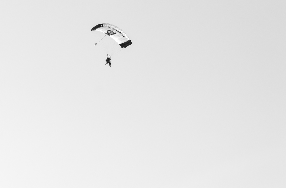 Saut en parachute avec Air Evasion au pays basque.