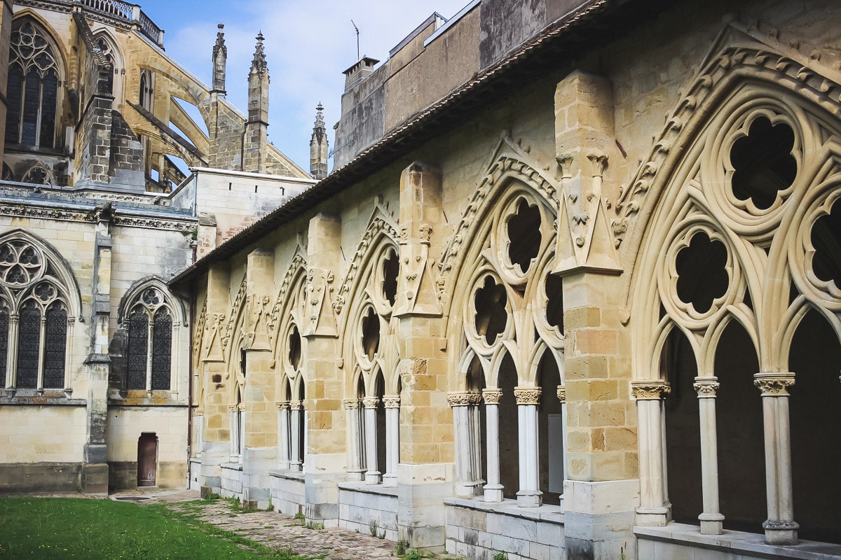 Visite guidée à Bayonne : la cathédrale et le cloitre Sainte-Marie