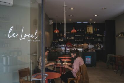 Le Local café boutique à Saint-Jean-de-Luz, épicerie et coffee shop