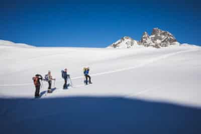 Initiation au ski de randonnée dans les Pyrénées avec Montanama en Vallée d'Ossau