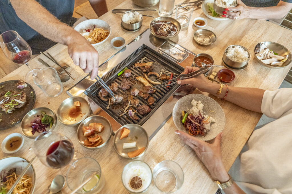 Deoun : le barbecue coréen débarque à Biarritz et Hossegor !