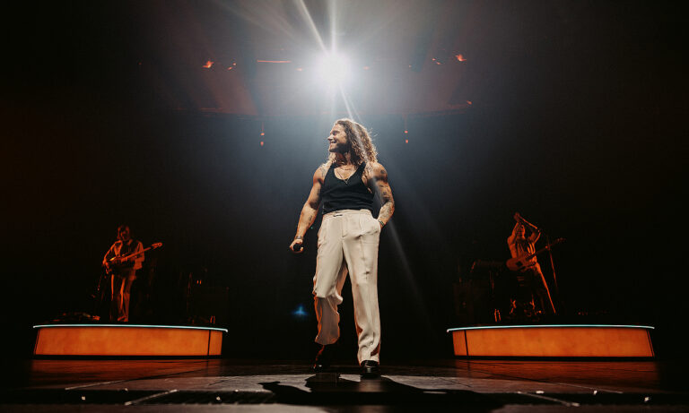 Julien Doré / Concert Arènes